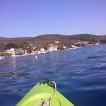 Athina 3*