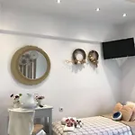 Athina بيت ضيافة خورتو