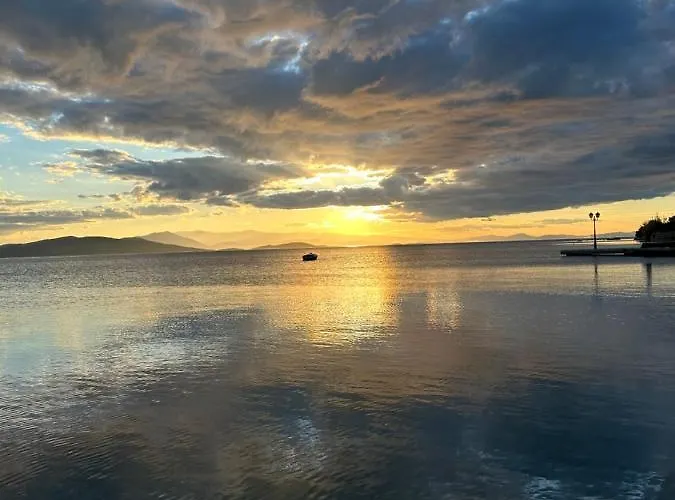 Athina Гостевой дом