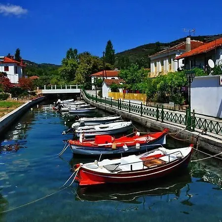 招待所 Athina 寇特