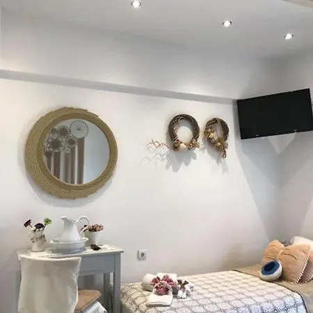 Athina Гостевой дом Хортон